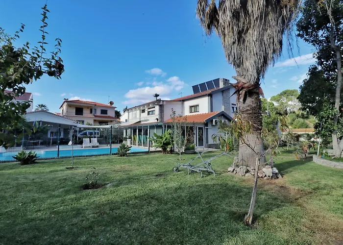 Hostel Jardins De Sao Luis *